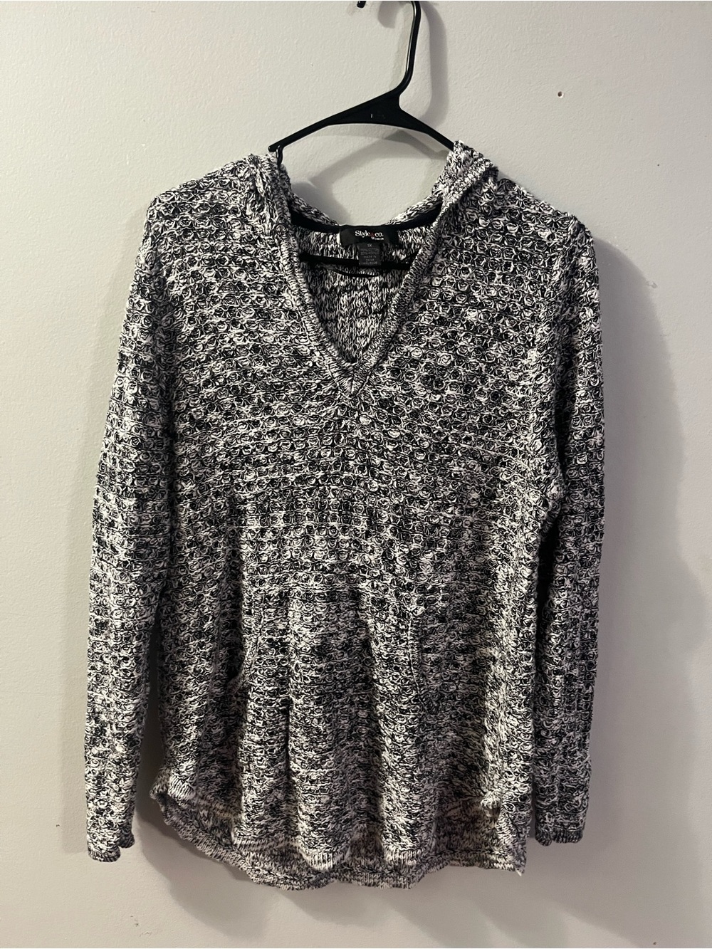 Style & Co. Black and White V-Neck Hooded Sweater